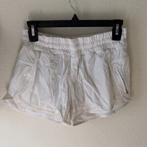 Lululemon Athletica Tracker Short 4”